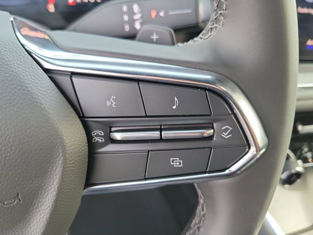 New 2026 Chevrolet Suburban LS image 6