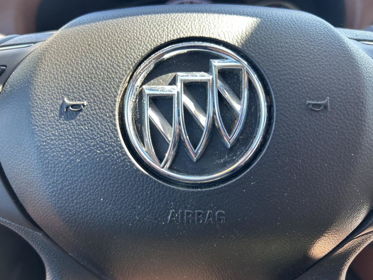 Used 2018 Buick Enclave Avenir w/ Avenir Technology Package AWD/4WD image 22