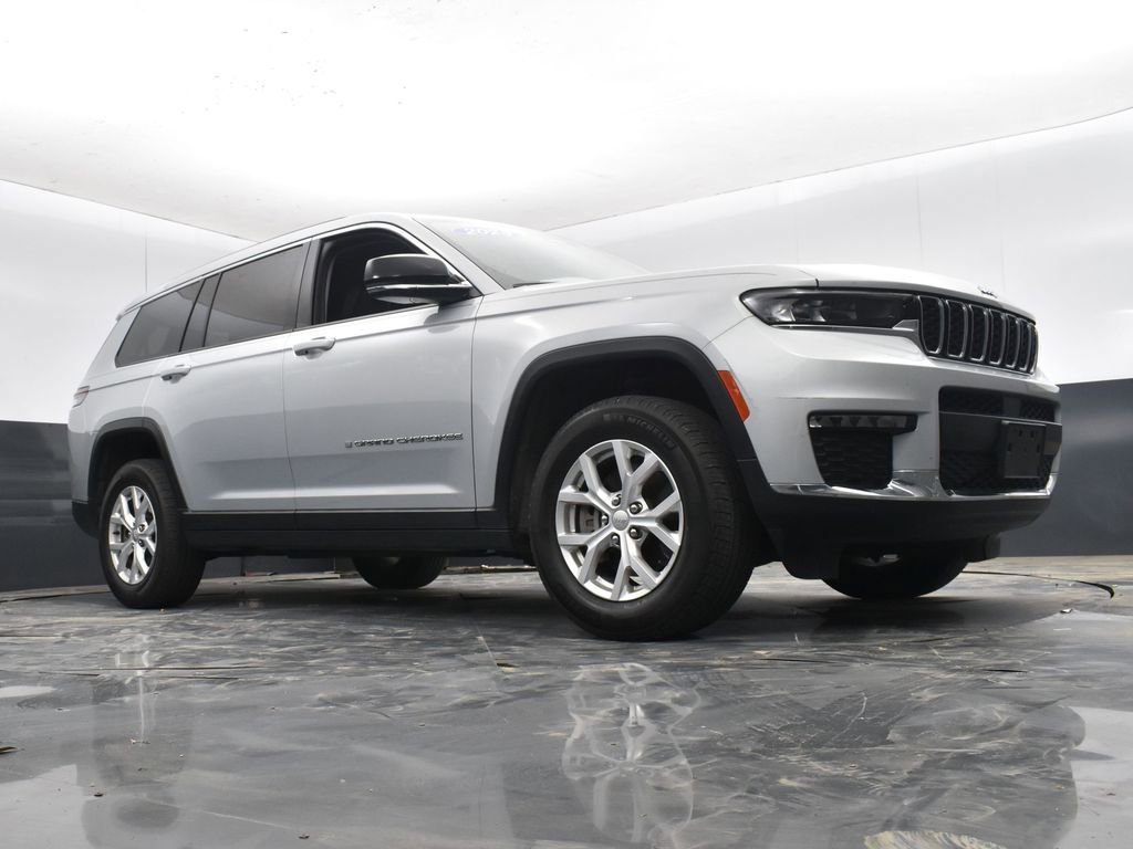 Used 2023 Jeep Grand Cherokee L Limited image 37