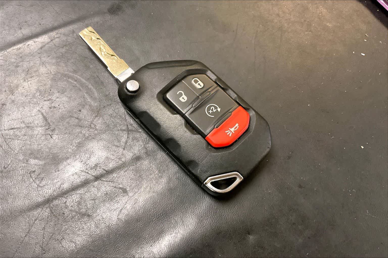 Used 2020 Jeep Gladiator Rubicon AWD/4WD image 19