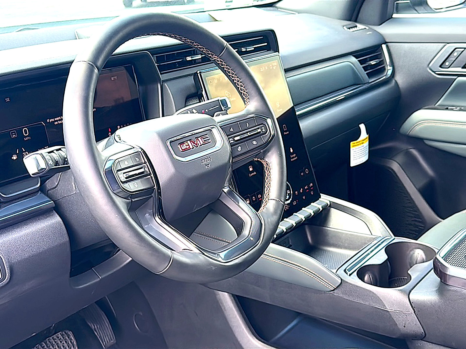 New 2026 GMC Terrain AT4 AWD/4WD image 10