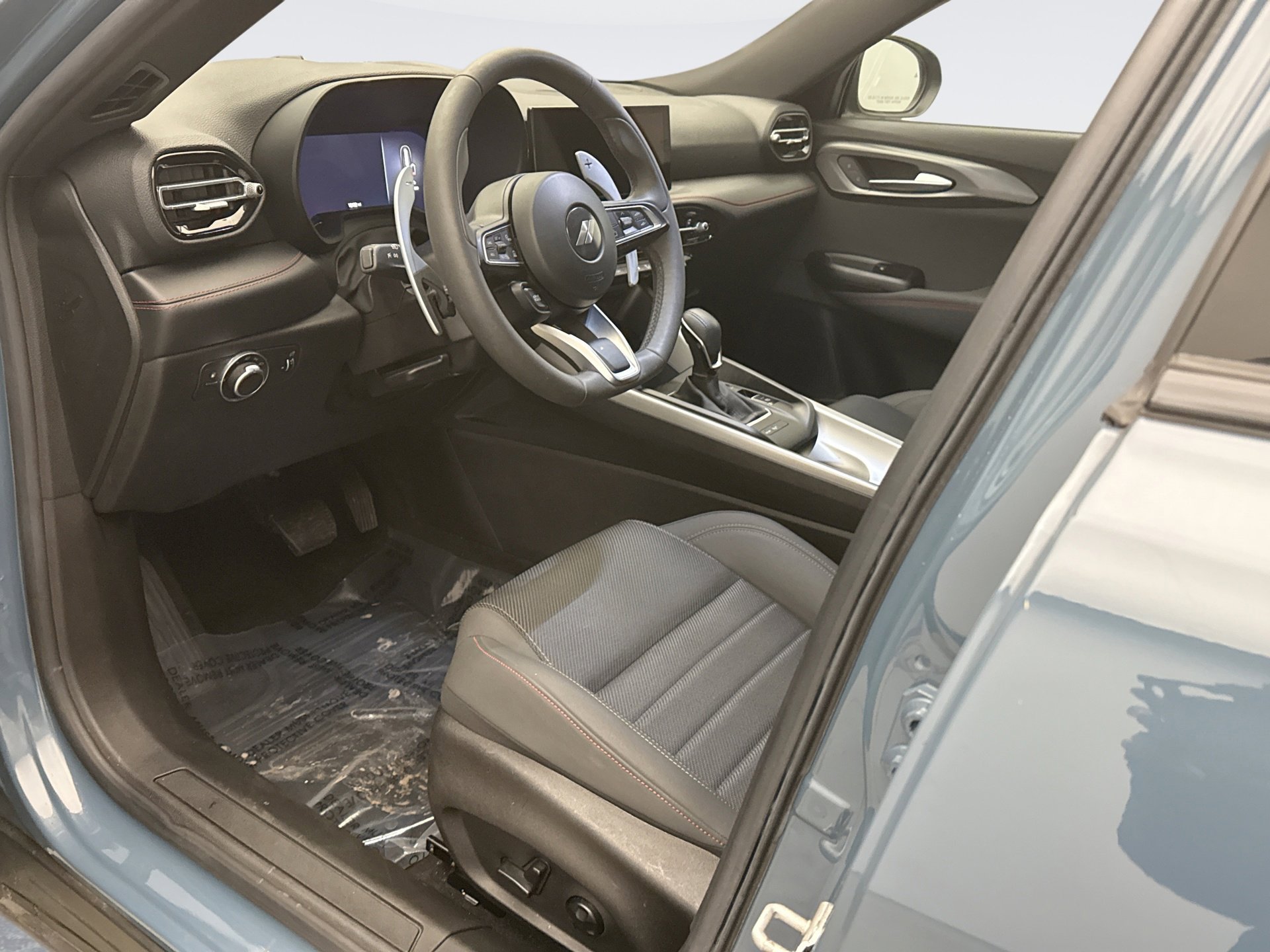 Used 2024 Dodge Hornet R/T w/ R/T Blacktop Package image 10