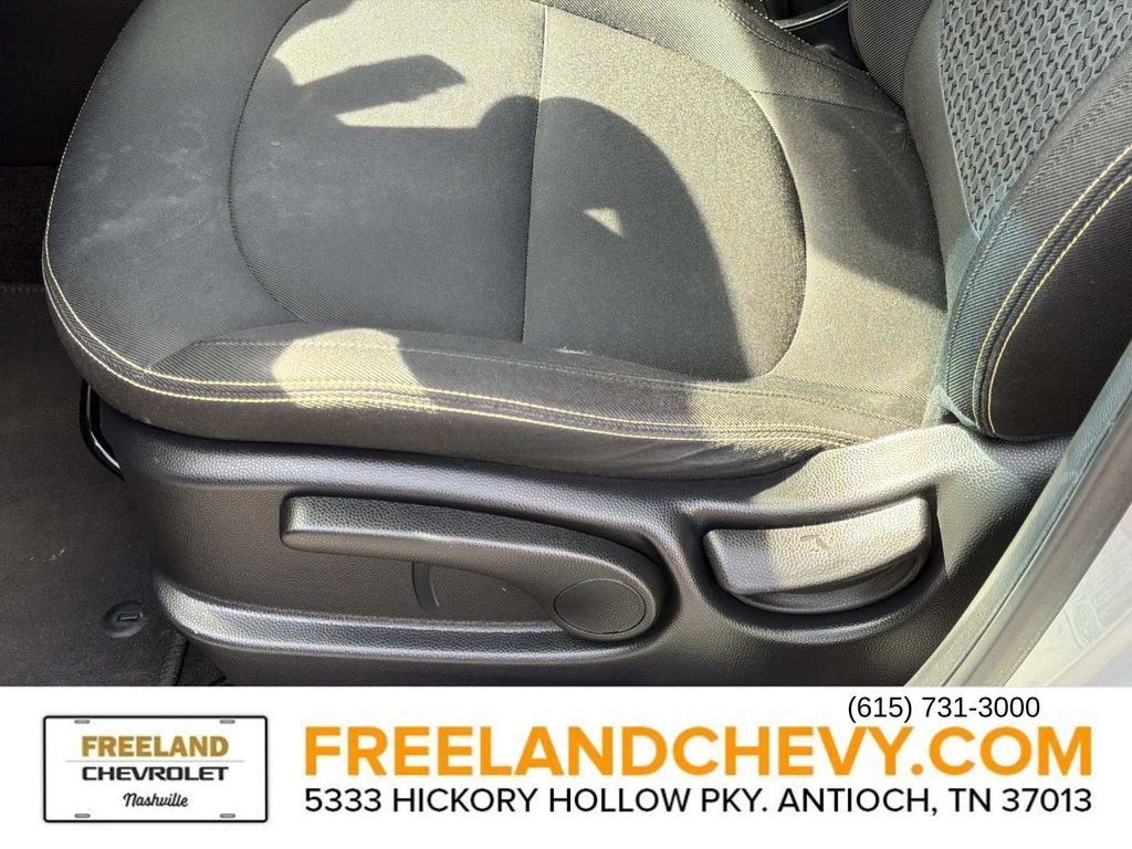 Used 2015 Kia Soul + image 23