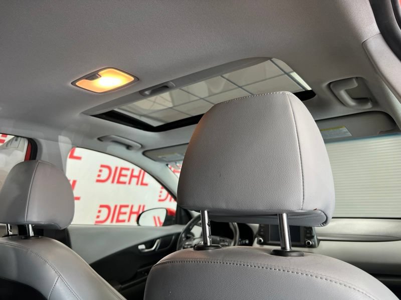 Used 2019 Hyundai Kona Limited FWD image 12