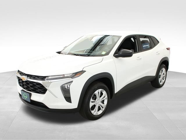 Certified 2025 Chevrolet Trax LS FWD image 4