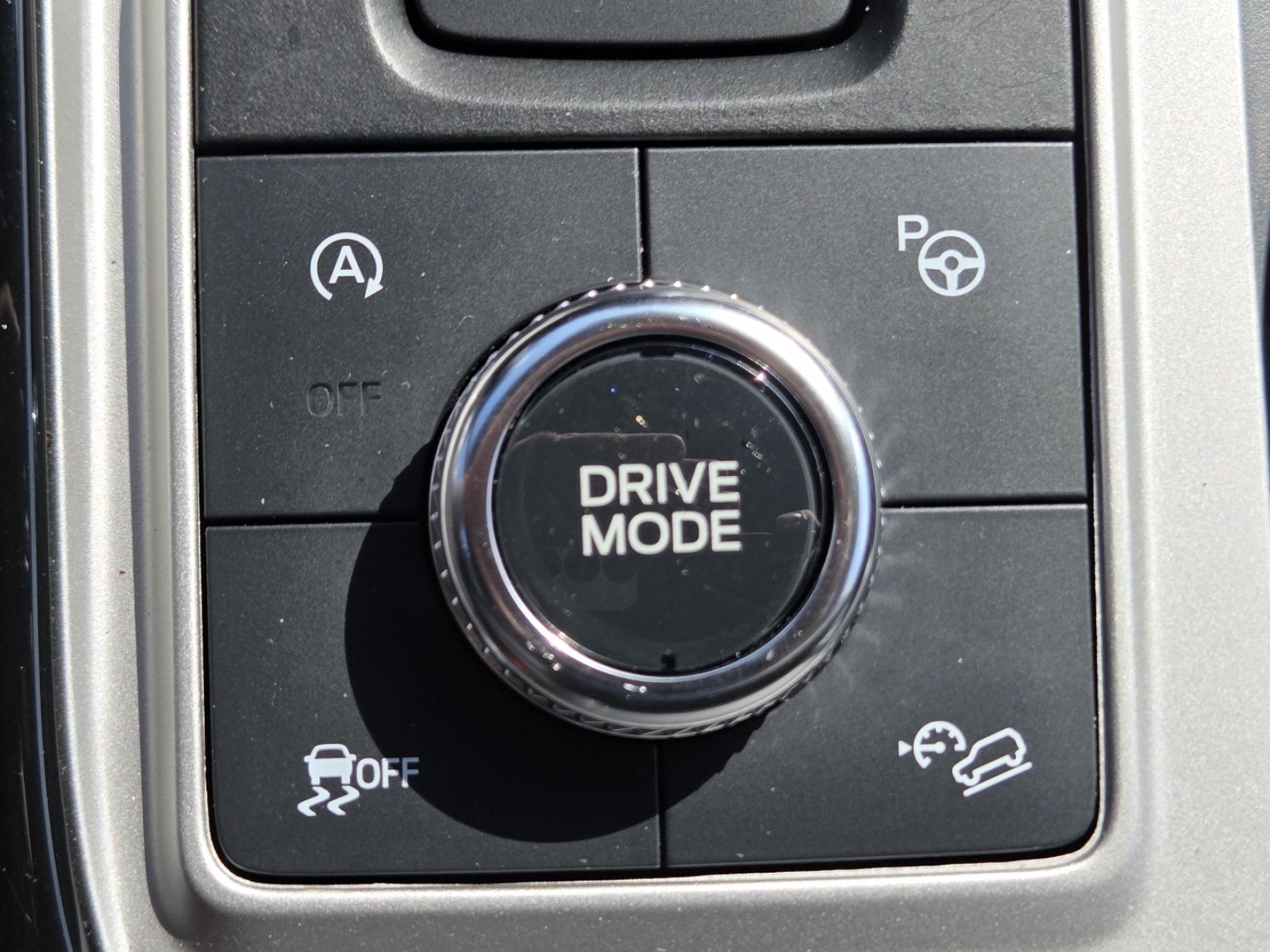 Used 2023 Ford Explorer ST w/ Equipment Group 401A AWD/4WD image 9
