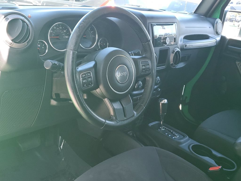 Used 2015 Jeep Wrangler Unlimited Sport w/ Connectivity Group AWD/4WD image 22