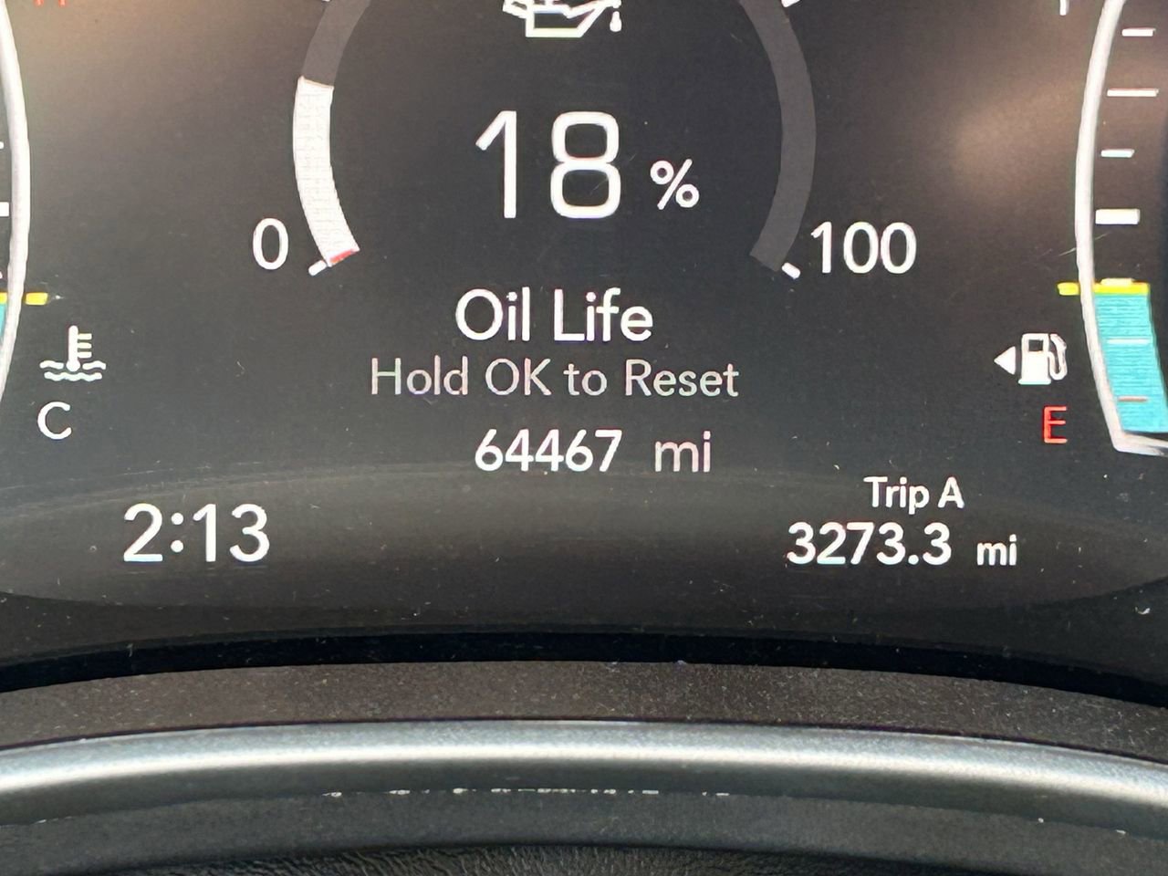 Used 2023 Chrysler Pacifica Touring-L FWD image 12