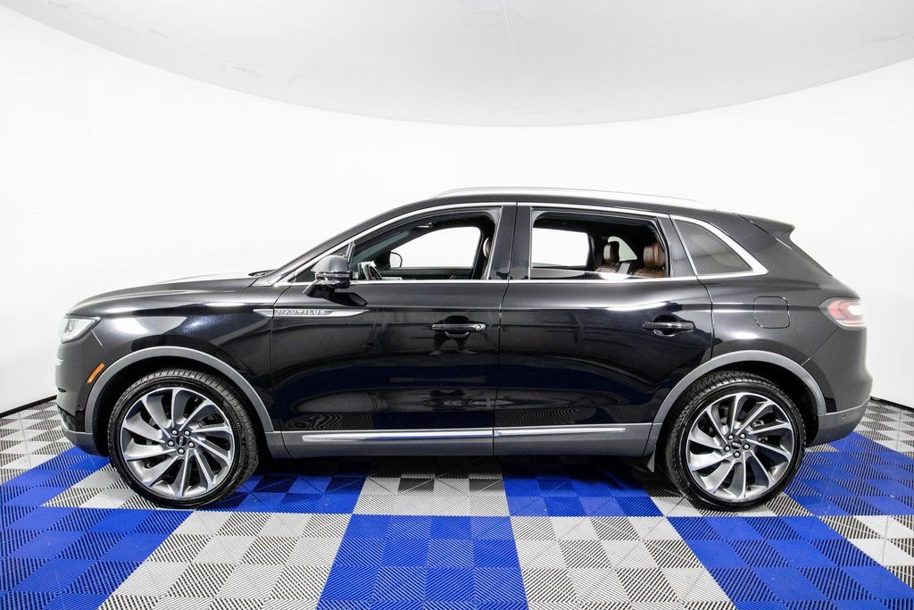 Used 2022 Lincoln Nautilus Reserve w/ Equipment Group 202A image 7