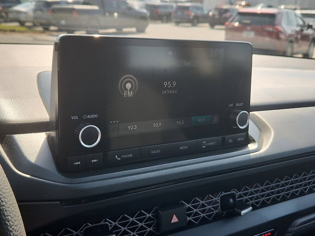 Used 2023 Honda Accord EX image 13