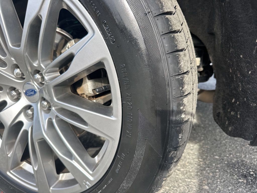 Used 2025 Ford Explorer Platinum image 36