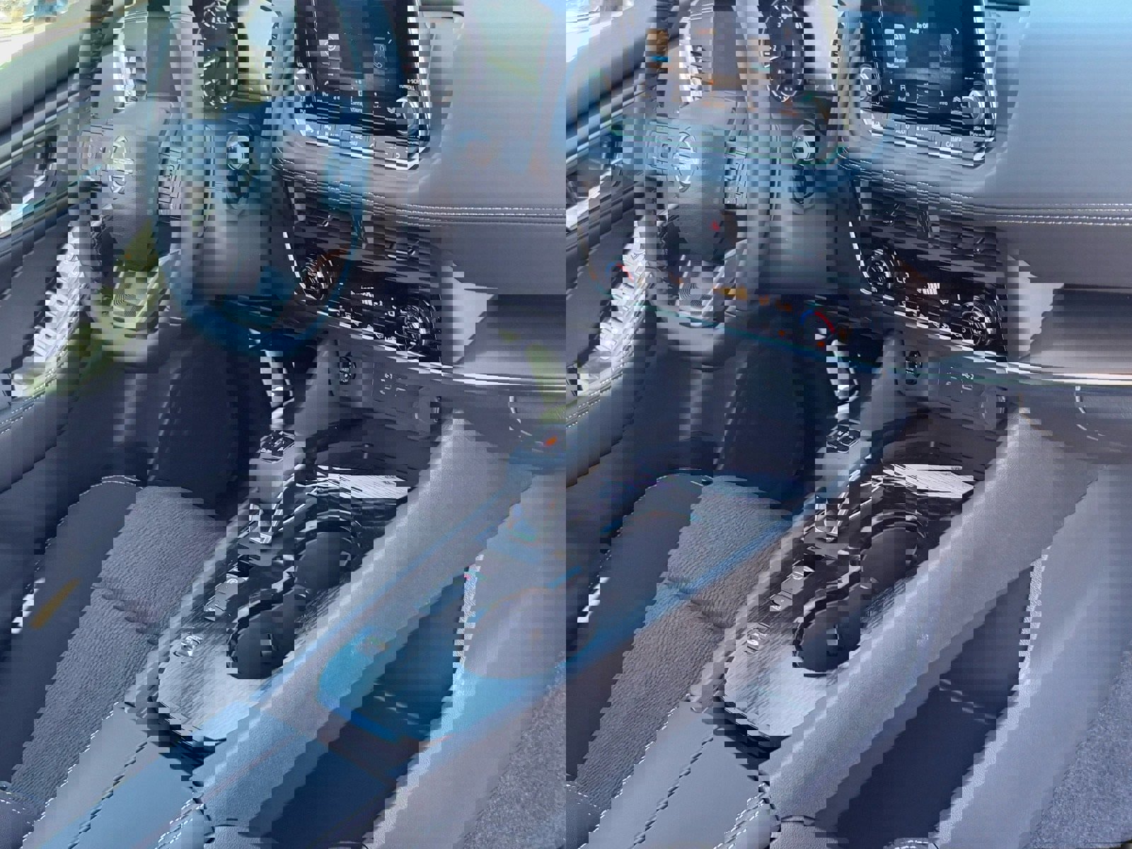 New 2026 Nissan Rogue SV image 9