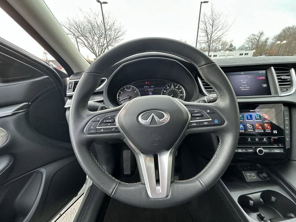 Certified 2025 INFINITI QX50 Luxe image 18