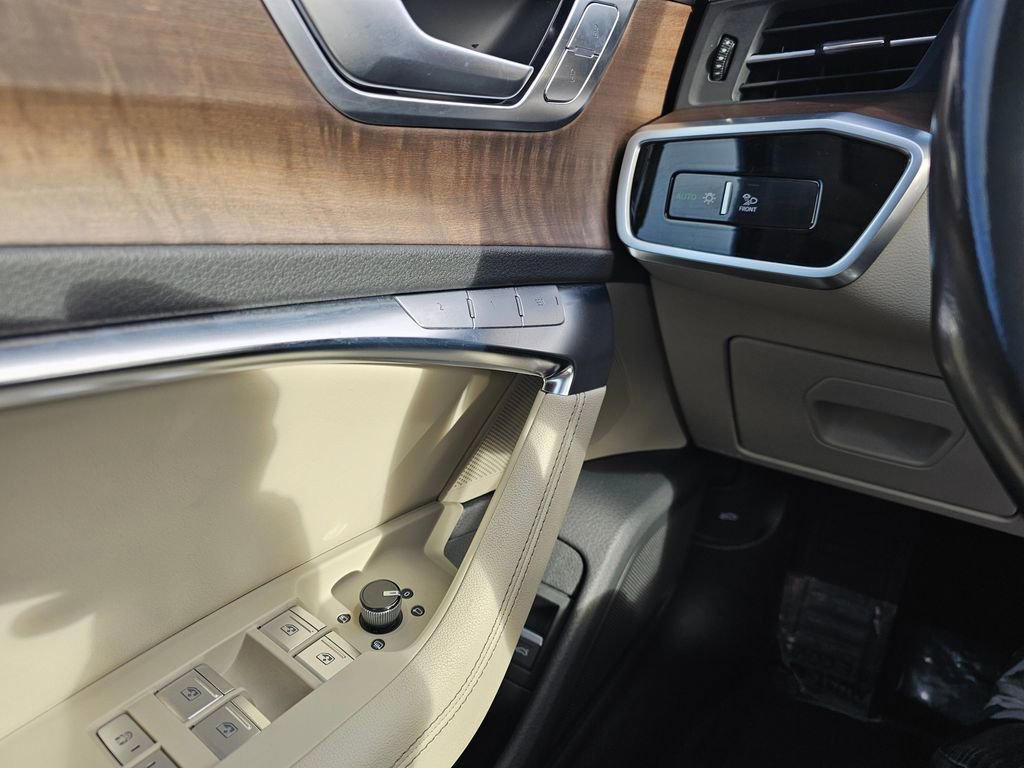 Used 2024 Audi A6 Premium Plus image 30