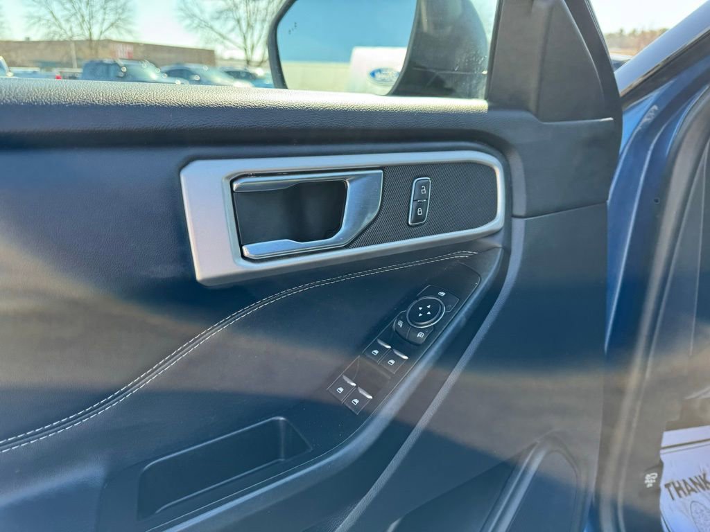 Certified 2020 Ford Explorer XLT w/ Equipment Group 202A image 14