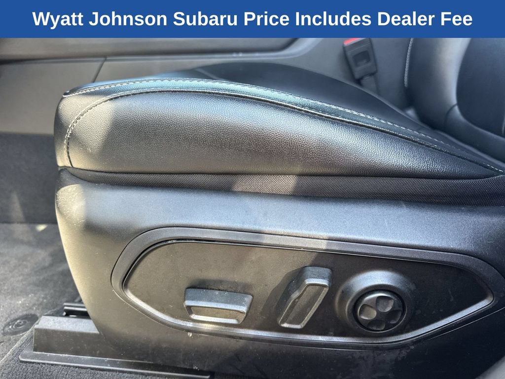 Used 2025 Jeep Grand Cherokee L Limited AWD/4WD image 15