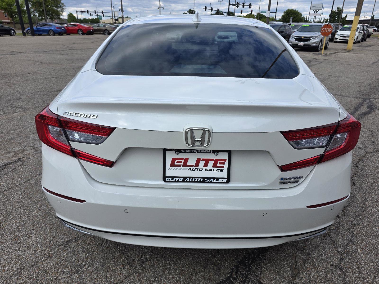 Used 2020 Honda Accord Touring image 6