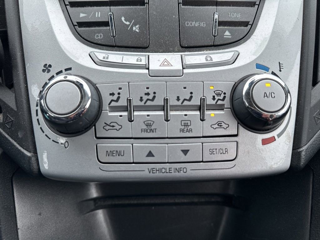 Used 2015 Chevrolet Equinox LS image 22