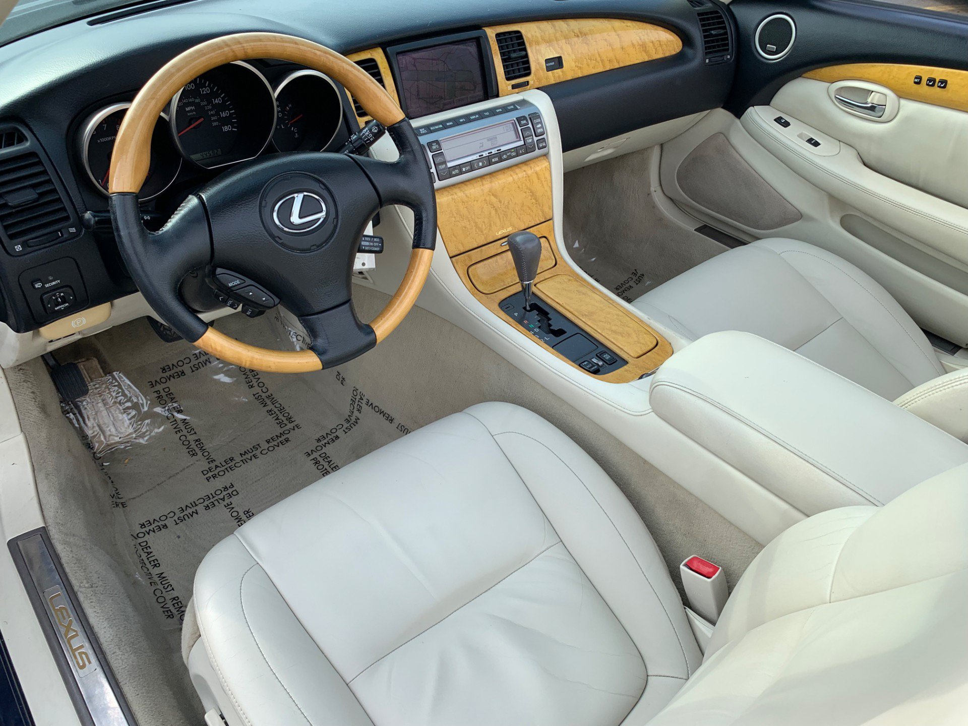 Used 2002 Lexus SC 430 Convertible RWD image 3