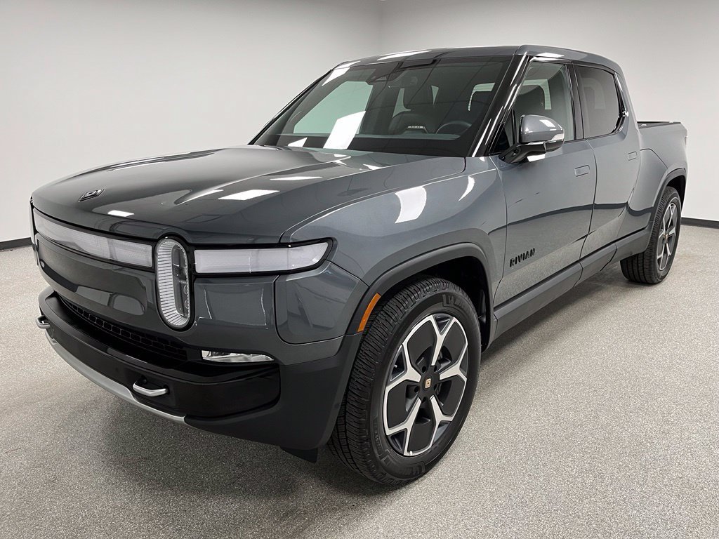 Used 2023 Rivian R1T Adventure Dual AWD/4WD image 4