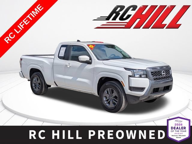 Used 2025 Nissan Frontier SV RWD image 1