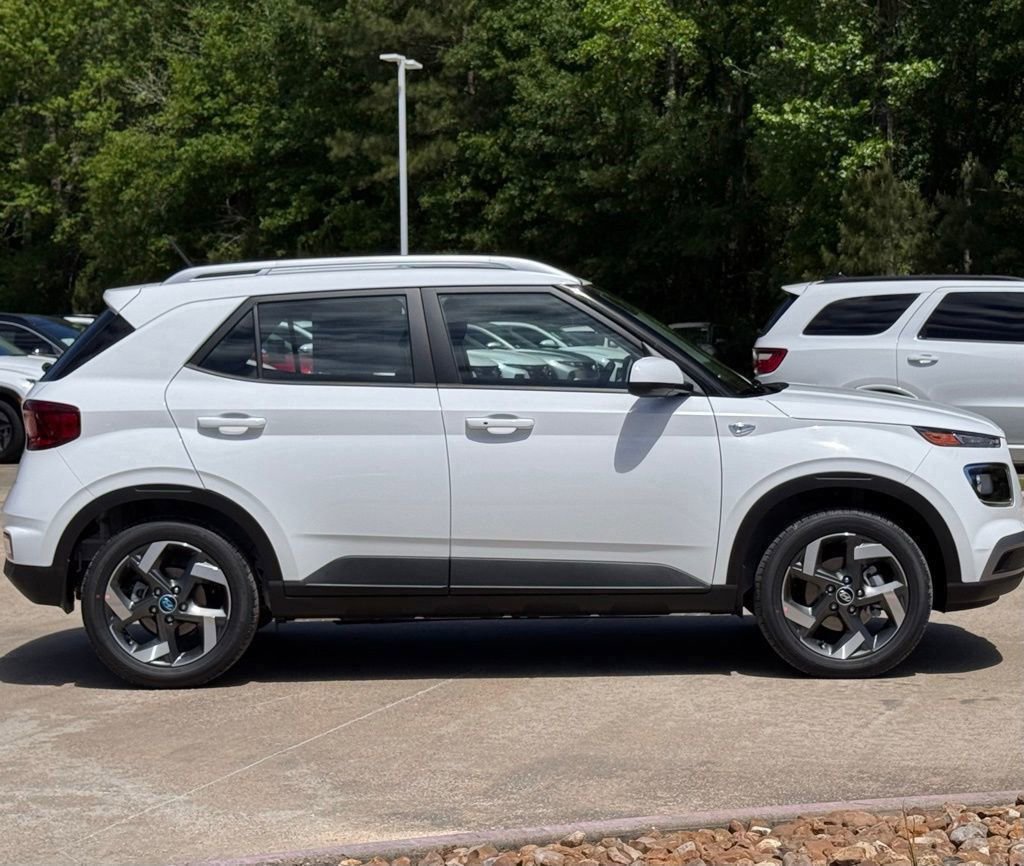 New 2026 Hyundai Venue SEL image 10