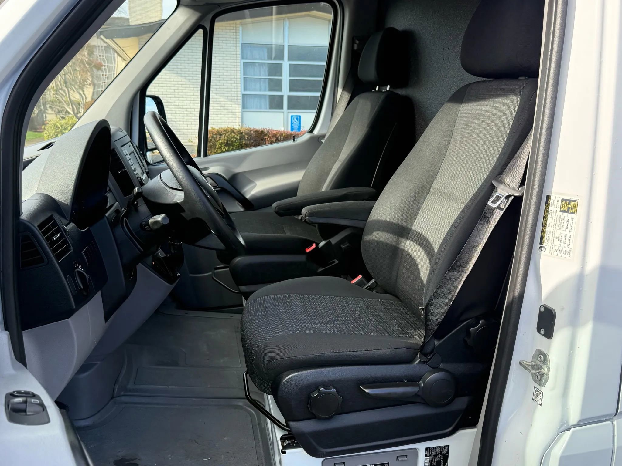 Used 2016 Mercedes-Benz Sprinter 3500 image 13