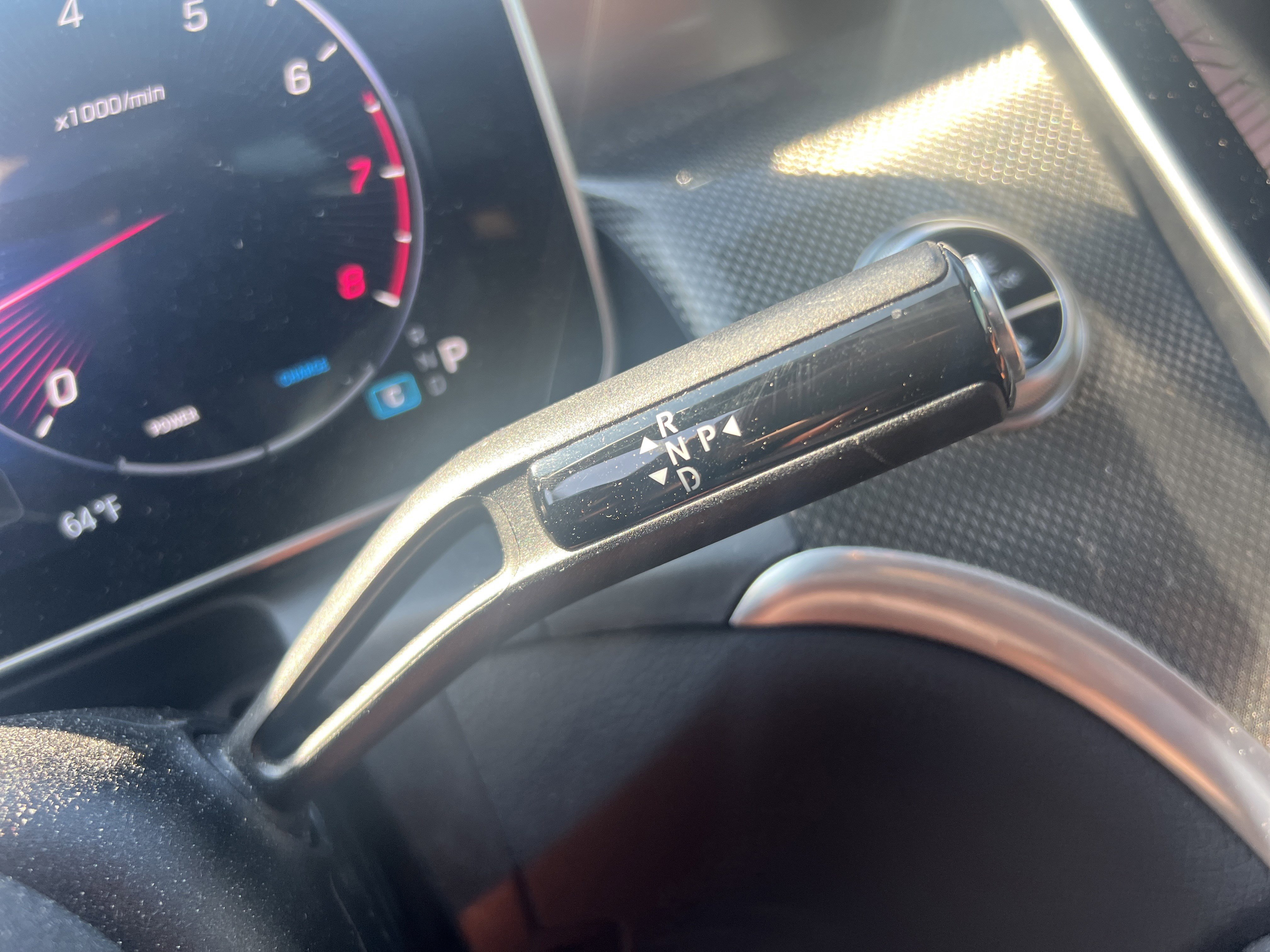 Used 2024 Mercedes-Benz GLC 300 4MATIC image 26