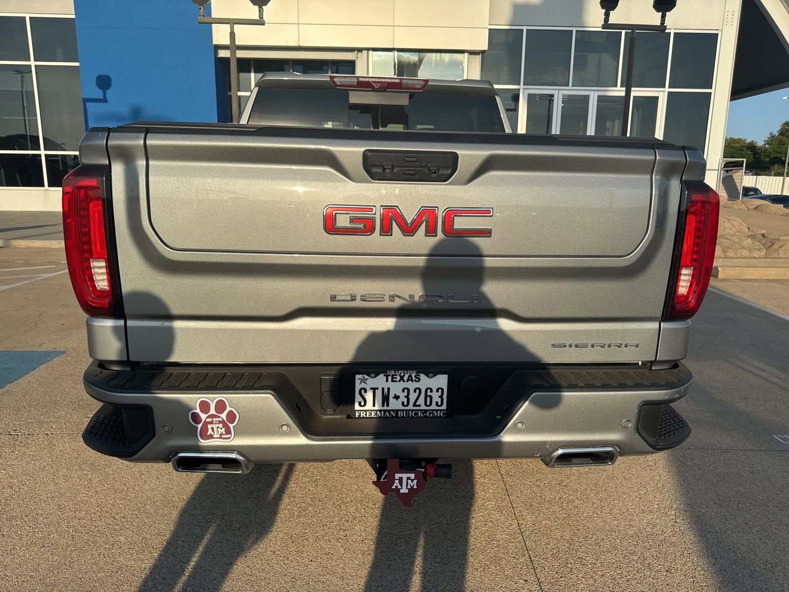 Used 2023 GMC Sierra 1500 Denali w/ Technology Package image 4