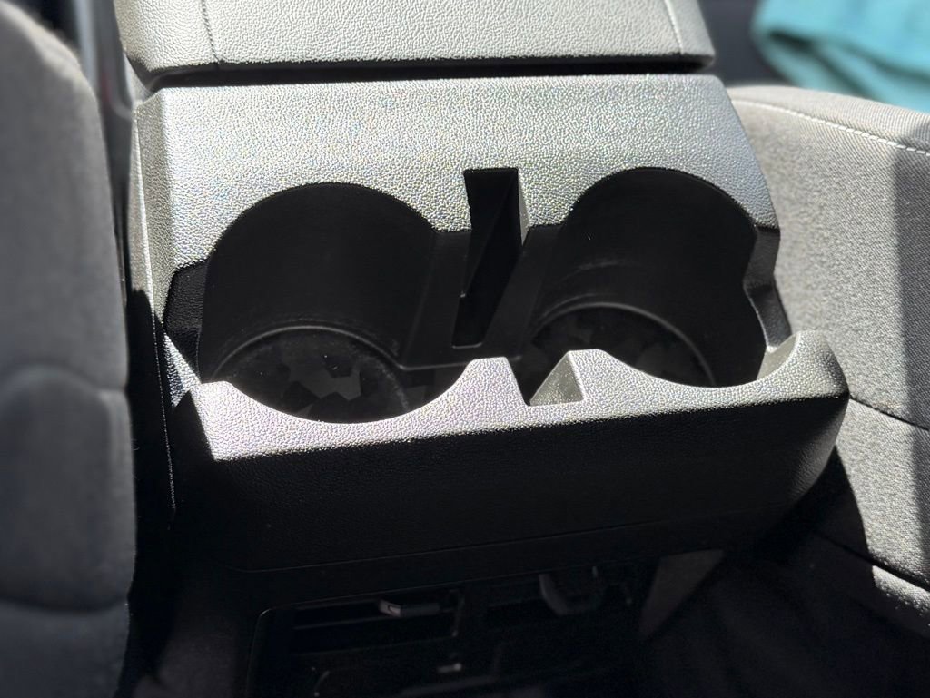 Used 2024 Chevrolet Colorado LT w/ LT Convenience Package image 7