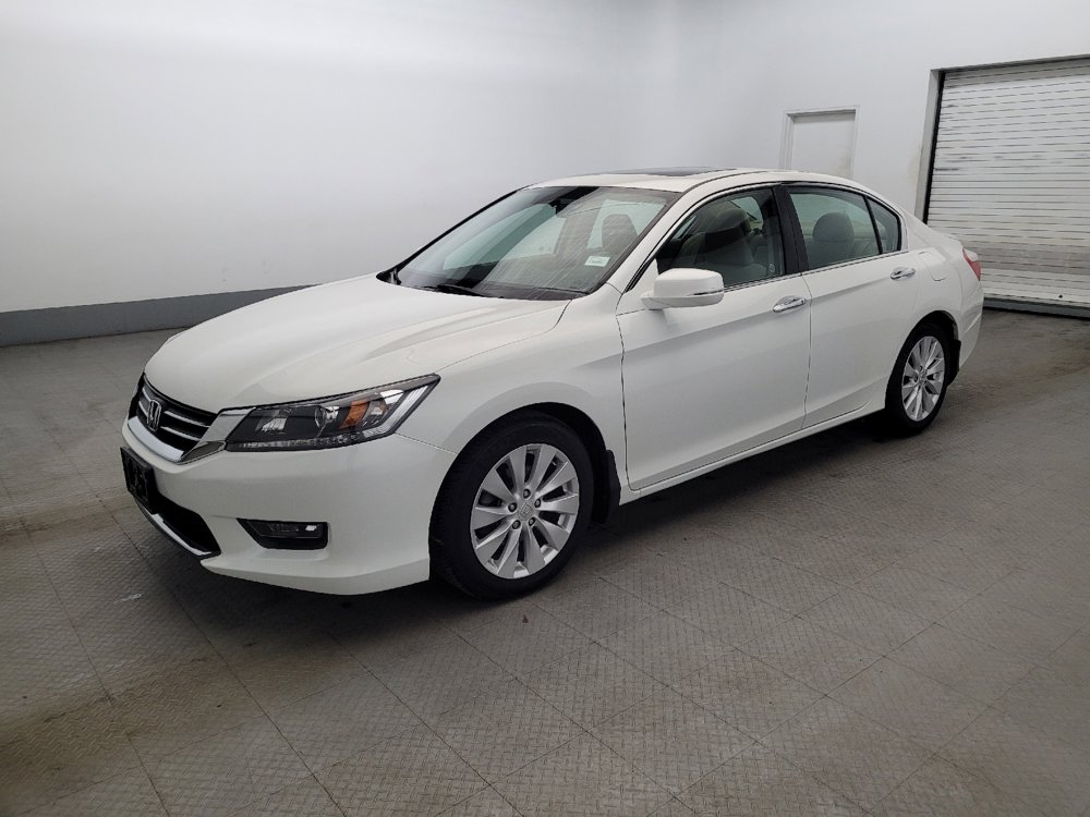 Used 2015 Honda Accord EX image 2