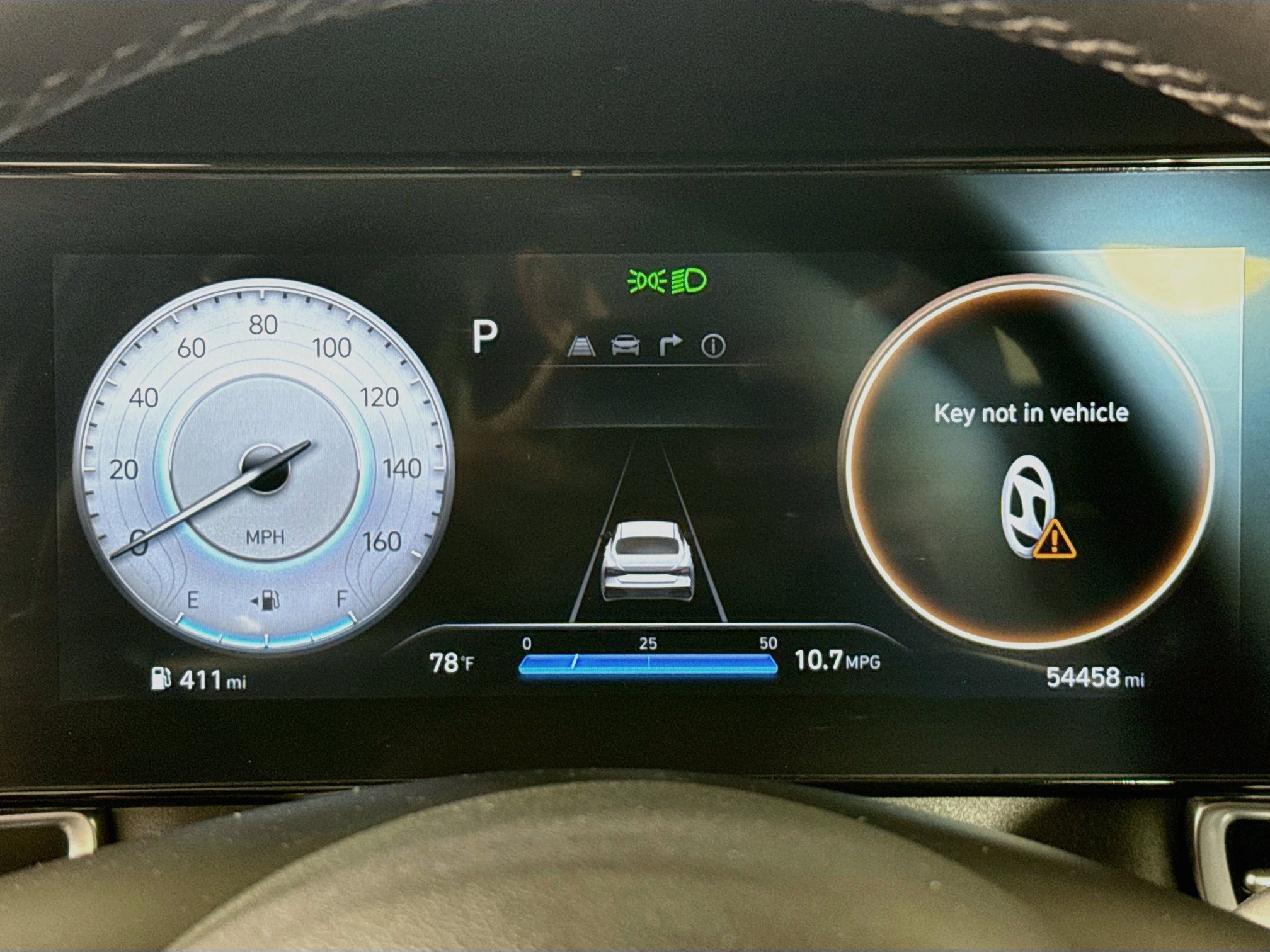 Used 2025 Hyundai Elantra SEL FWD image 13