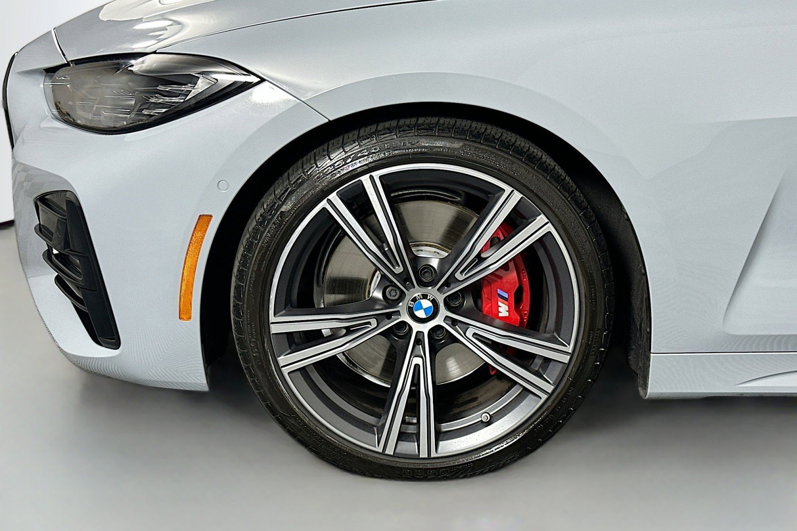 Used 2024 BMW 430i Coupe w/ M Sport Package RWD image 12