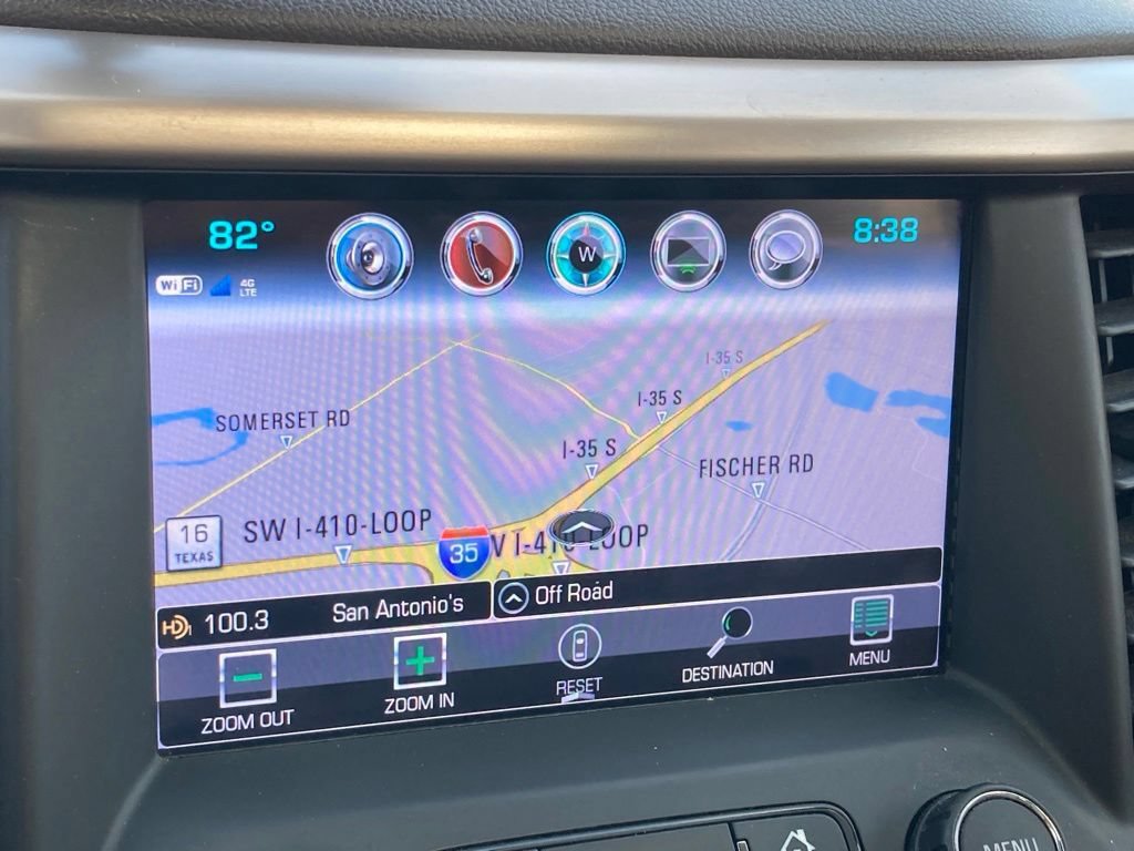 Used 2018 GMC Acadia Denali w/ Technology Package FWD image 22