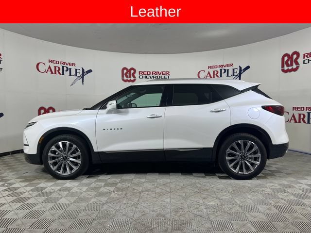 Used 2024 Chevrolet Blazer Premier w/ Driver Confidence II Package FWD image 4