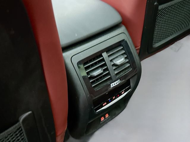 Used 2024 BMW X3 M40i w/ Premium Package image 27