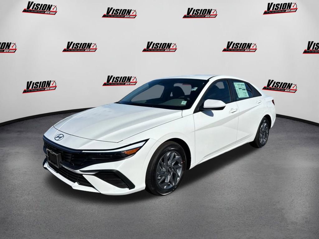 New 2025 Hyundai Elantra Blue image 1