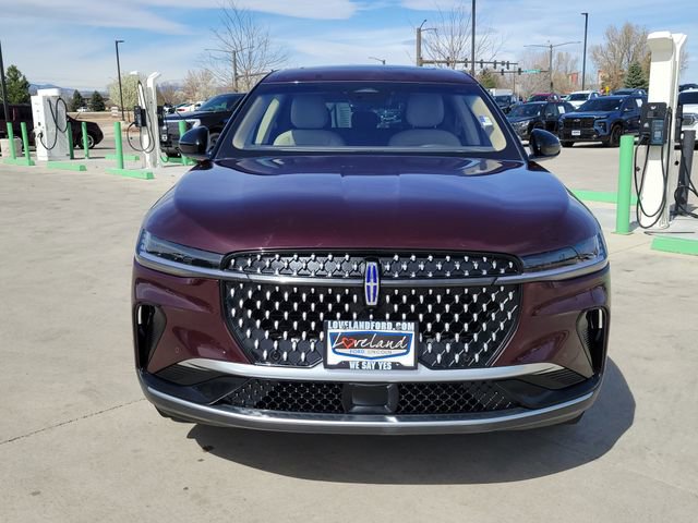 Used 2024 Lincoln Nautilus Premier w/ Equipment Group 102A image 5