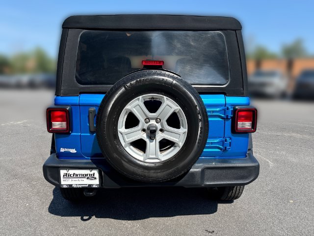 Used 2021 Jeep Wrangler Sport AWD/4WD image 7