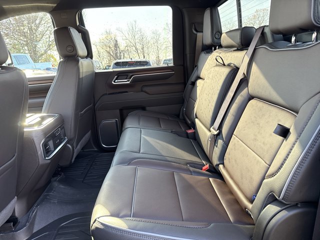 New 2026 GMC Sierra 2500 Denali w/ Denali Reserve Package image 5