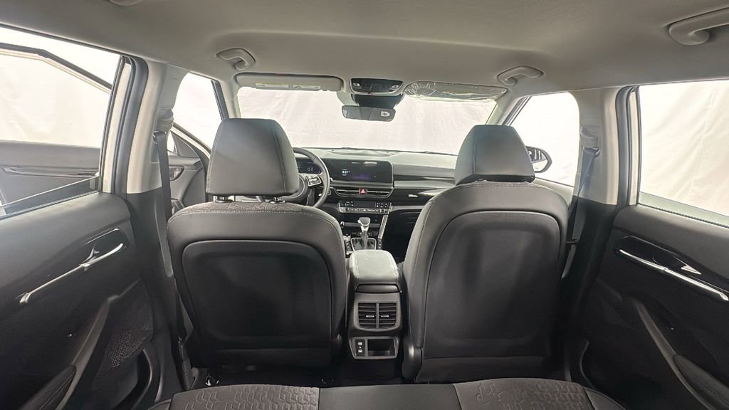 New 2026 Kia Seltos S image 17