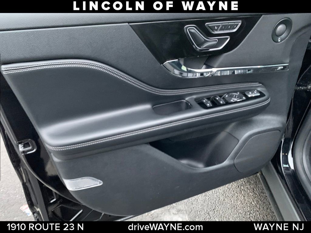 Certified 2021 Lincoln Corsair Reserve w/ Equipment Group 201A image 12