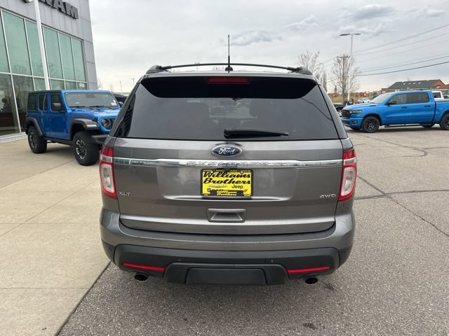 Used 2012 Ford Explorer XLT AWD/4WD image 6