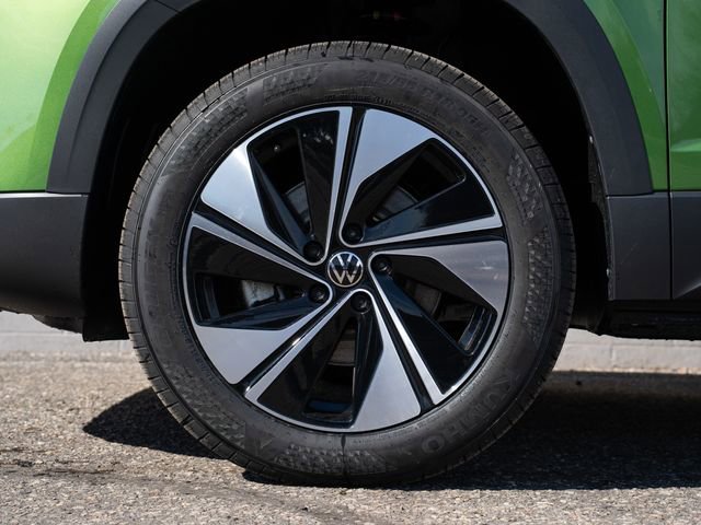 New 2026 Volkswagen Taos SE AWD/4WD image 7
