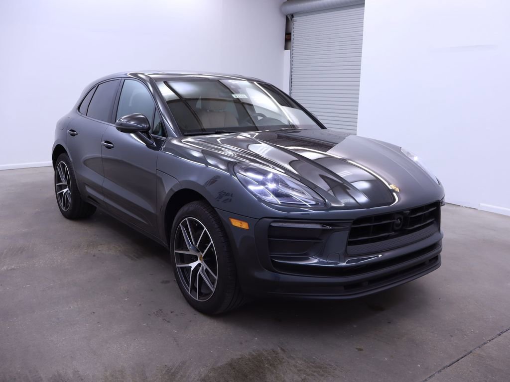 New 2024 Porsche Macan image 9
