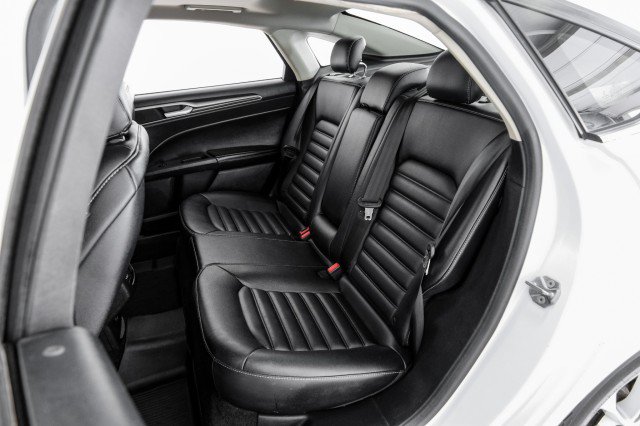 Used 2020 Ford Fusion SEL FWD image 39
