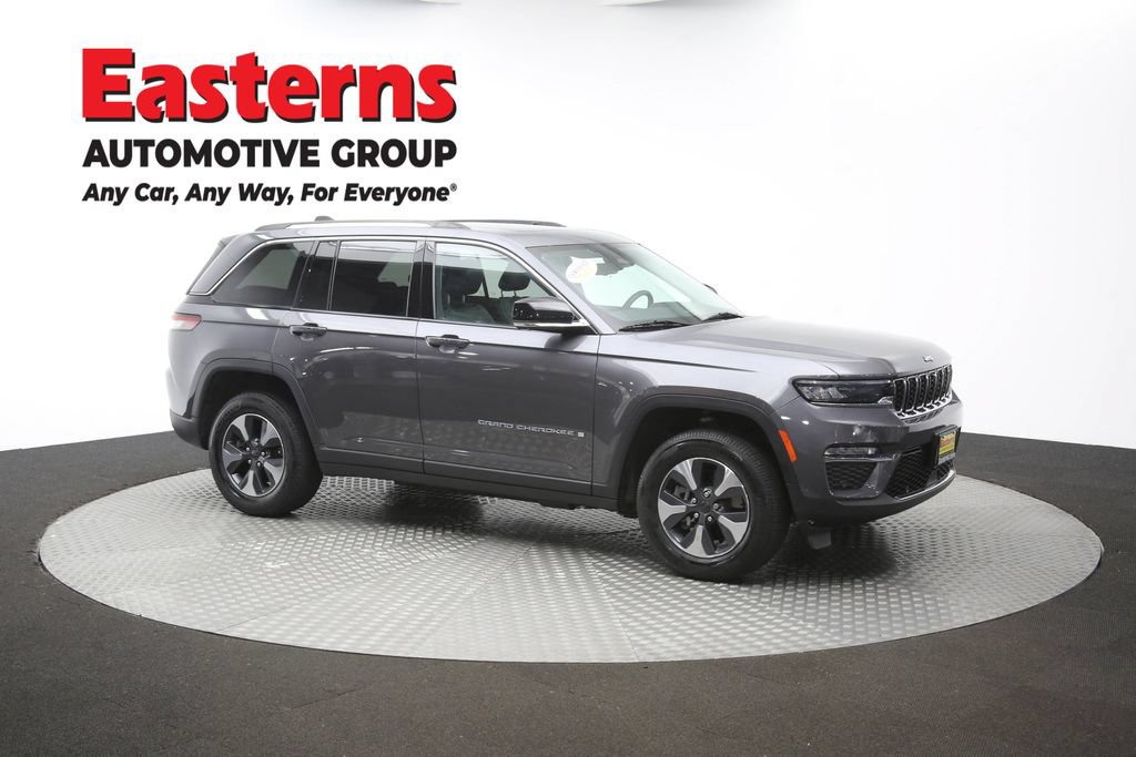 Used 2022 Jeep Grand Cherokee Limited 4xe w/ Luxury Tech Group II AWD/4WD image 52