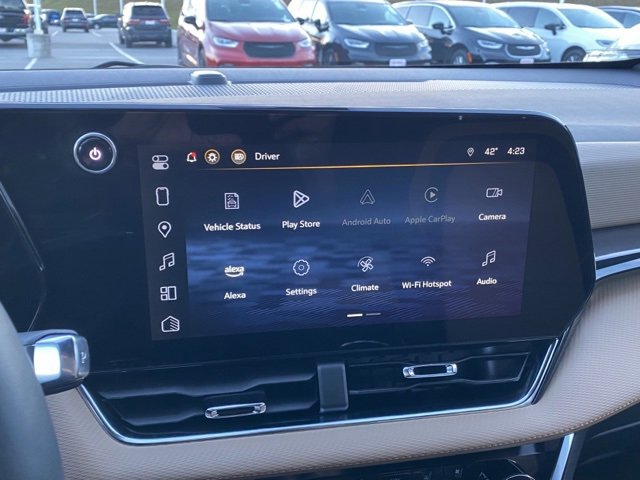 Used 2025 Chevrolet Equinox ACTIV w/ Safety and Technology Package image 18