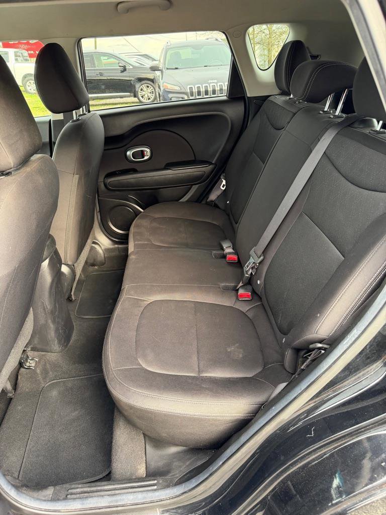 Used 2016 Kia Soul Base 6A image 6
