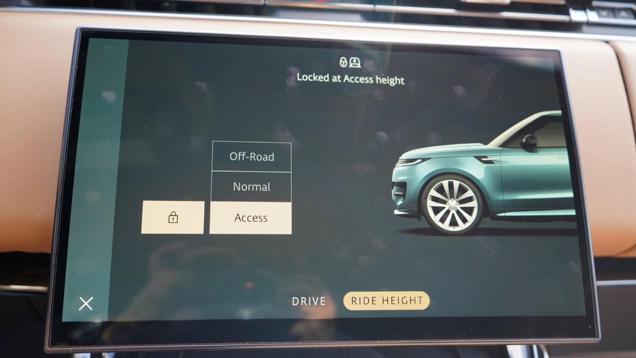Used 2023 Land Rover Range Rover Sport SE AWD/4WD image 81